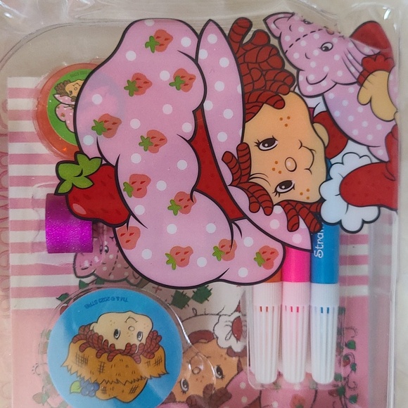 Strawberry Shortcake Journal Set 🍓 - Picture 9 of 12